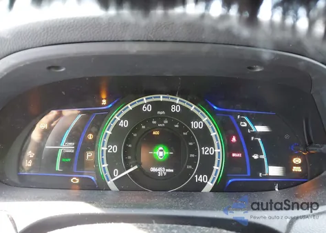 2017 Honda Accord Hybrid Touring z USA, uszkodzony, nr VIN JHMCR6F77HC013234